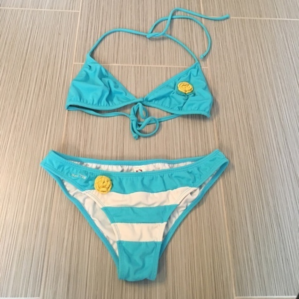 Hang ten swimsuit